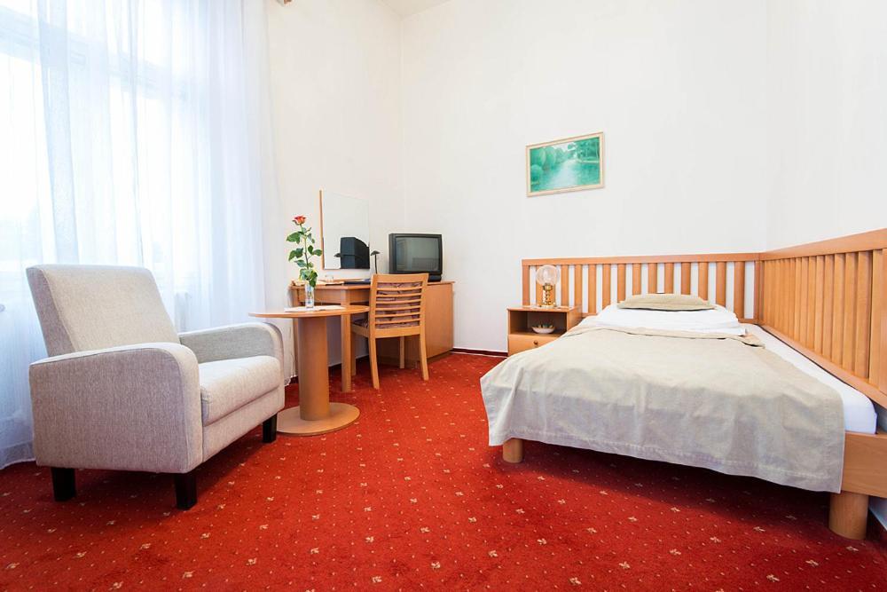 Monti Spa Františkovy Lázně Rum bild